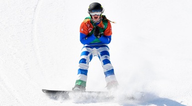 Moioli, terza Coppa del mondo nello snowboard cross. Malagò: "Immensa"