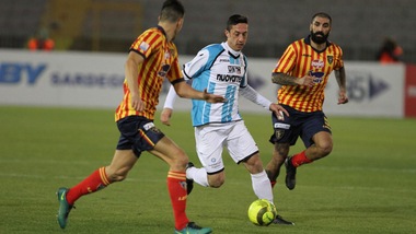 Lecce,  Saraniti al Vicenza. Persano rescinde