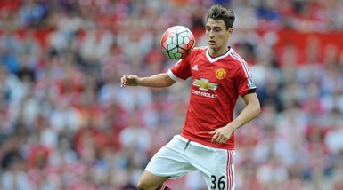 Manchester United, Darmian in ospedale dopo uno scontro di testa