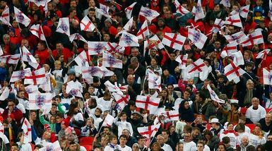 Amsterdam, 25 arresti dopo gli scontri tra tifosi inglesi e polizia