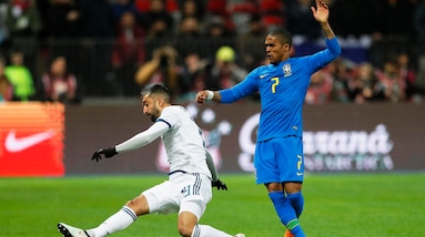 Russia-Brasile 0-3: Douglas Costa in campo 90'