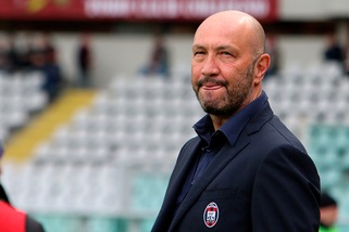Serie A Crotone, Zenga: «Siamo feriti ma non morti»