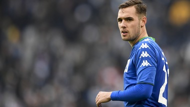 Serie A Sassuolo, lesione al menisco esterno per Lirola