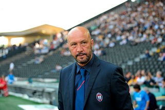Serie A Crotone, Zenga: «Chievo? Difficile, ma non impossibile»