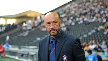 Serie A Crotone, Zenga: «Chievo? Difficile, ma non impossibile»