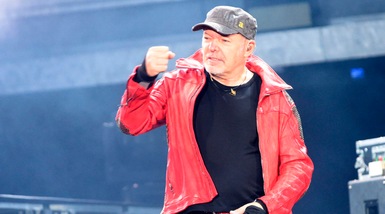 Vasco Rossi, al padre deportato nel 1943 va la medaglia d'Onore