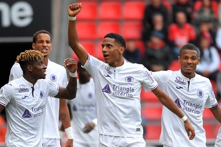 Todibo, il Napoli lancia un'altra sfida alla Juve