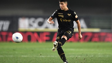 Serie B Verona, lussazione alla spalla per Colombatto