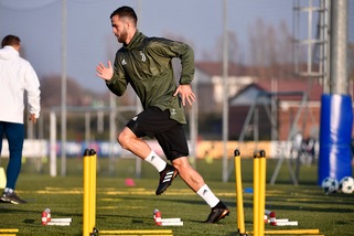 Juve, Pjanic anticipa la ripresa: vuole essere al top per il Napoli