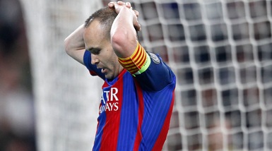 Calciomercato Barcellona, Iniesta smentisce Bartomeu: «Nessun accordo per il rinnovo»