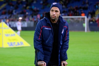 Serie A Cagliari, allenamento in parte in gruppo per Castro