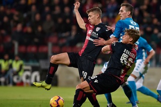 Serie A Cagliari, allenamento in gruppo per Romagna