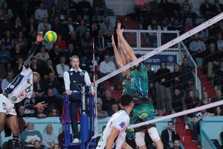 Volley: Champions League, Perugia formidabile a Tours