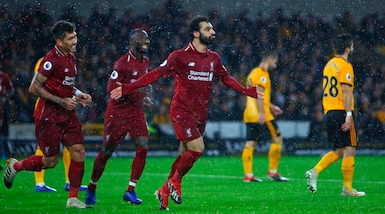 Premier League, Wolverhampton-Liverpool 0-2: Salah e Van Dijk per provare la fuga