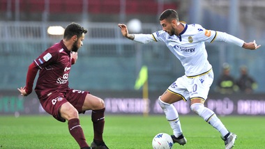 Serie B, Livorno-Verona 0-0: in Toscana termina a reti inviolate. Cremonese-Carpi: 1-2