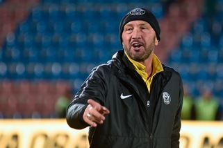 La Serie B in diretta dalle 15, probabili formazioni. Dove vedere le partite in tv