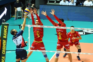 Volley: A2 Maschile, Girone Blu, primo ko per Bergamo battuto da Piacenza