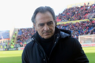 Prandelli: «Ululati razzisti? Abbraccerei chi li subisce»