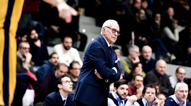 Basket, Fiat Torino: rescinde il coach Brown, al suo posto Galbiati