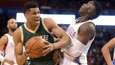 Nba, 15esima di fila per i Bucks. Ko Melli, bene i Thunder senza il Gallo