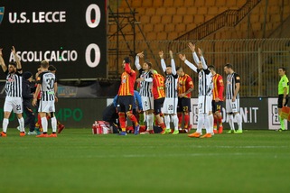 Serie B Lecce, intervento alla spalla scongiurato per Scavone