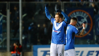 Serie B Brescia-Carpi 3-1, le Rondinelle si riprendono la vetta