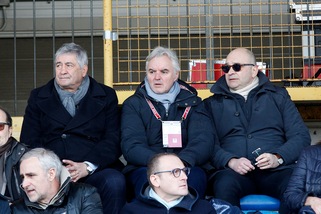 Serie B Spezia, violate le norme sull'immigrazione: inibiti Chisoli e Micheli