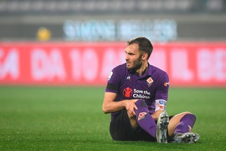 Serie A Fiorentina, lesioni per Pezzella e Mirallas