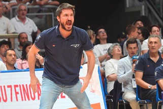 Basket Serie A, Banco di Sardegna: Esposito si dimette, c'è Pozzecco