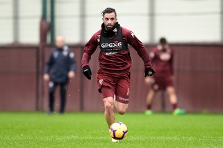 Torino, Parigini in gruppo. Lavoro personalizzato per Djidji. Meité a riposo