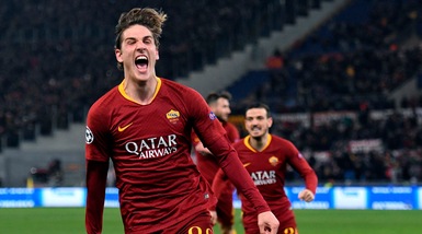 Champions League, Roma-Porto 2-1: doppietta di Zaniolo e gol di Adrian Lopez