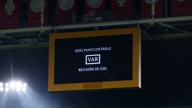 Champions, storico primo gol annullato dal Var