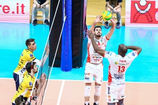 Volley: Champions League, Modena lotta ma Civitanova è più forte