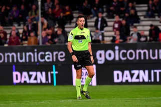 Serie B, Palermo-Brescia affidata a Sacchi. Spezia-Verona: arbitra Pezzuto