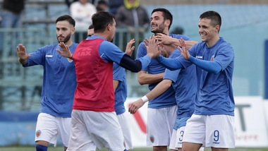 Serie C, il Siracusa ringrazia Souare: 1-0 esterno al Rende