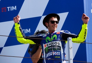 MotoGp: Valentino Rossi, i 40 anni di un mito