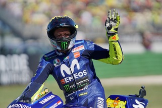 MotoGp, doppia festa per i 40 anni di Rossi