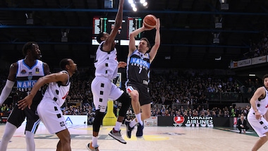 Basket, Coppa Italia: Cremona e Brindisi in finale, battute Bologna e Sassari