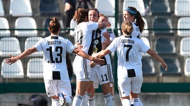Calcio femminile, Juventus-Milan 2-0: la doppietta di Bonansea vale il primato