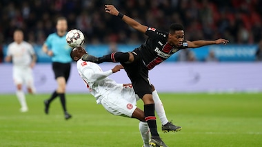 Bundesliga: vola il Bayer Leverkusen, Zakaria salva il Monchengladbach a Francoforte