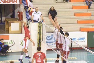 Volley: A2 Maschile, Girone Blu, facile per Piacenza, salgono Cantù  e Gioia del Colle