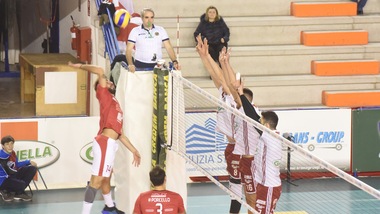 Volley: A2 Maschile, Girone Blu, facile per Piacenza, salgono Cantù  e Gioia del Colle