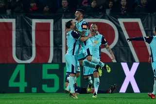 Serie B, il Pescara espugna Crotone: Monachello e Campagnaro firmano il 2-0