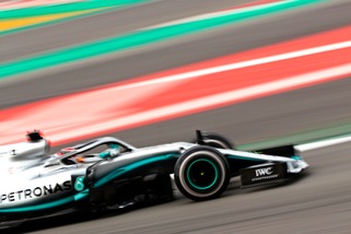 F1 Mercedes, Hamilton: «Lasciamo tranquillo Leclerc»