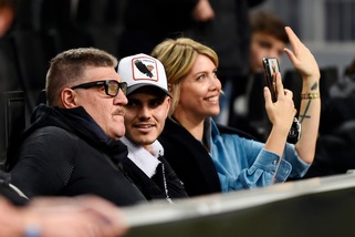 In Argentina: «Icardi aveva un telefono segreto, Wanda lo scoprì e...»