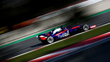 F1 Pirelli, Isola: «Prestazioni delle gomme come previsto»