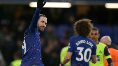 Chelsea, il blocco del mercato inguaia la Juve: Higuain può tornare in bianconero