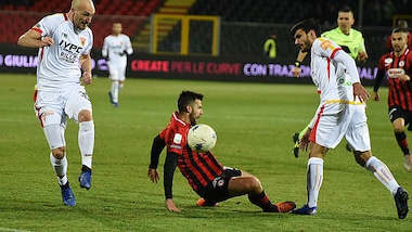 Serie B, Foggia-Benevento 1-1: apre Coda, pareggia Kragl
