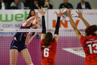 Volley: A1 Femminile, Scandicci batte Busto ma che fatica