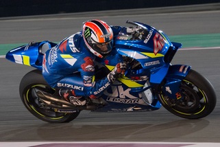 MotoGp, Test Qatar: Rins più veloce, Rossi lontano